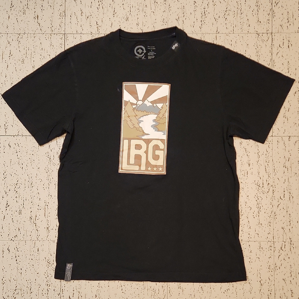 LRG Lifted Research Group Mountain Scenery Graphic Spellout T-Shirt Vintage Y2K